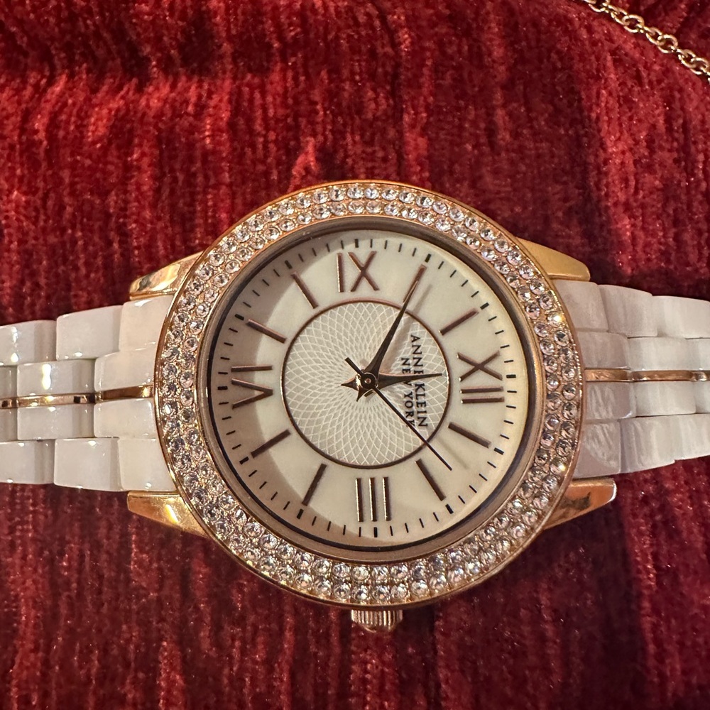 Anne Klein watch bracelet set